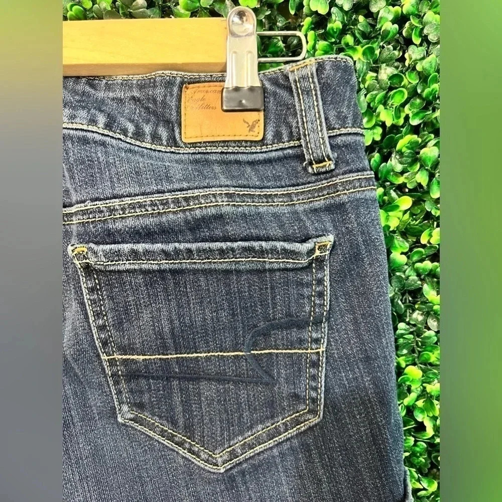 American Eagle Stretch Denim Shorts - size 2 - Picture 5 of 6